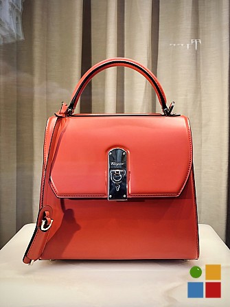 Designer Leather Handbag - New Hagatna - photo 1